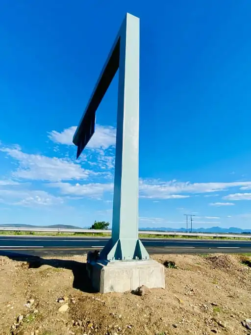 Civil Projects 6, N2 signposts in the Mossel Bay area.