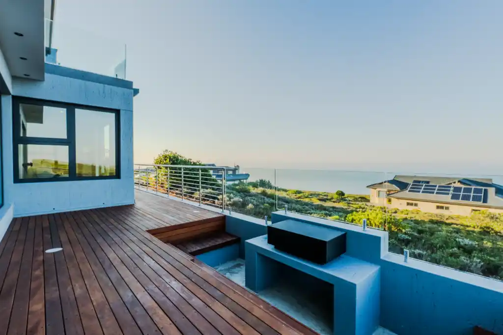 The home is beautifully decorated and exudes a feeling of warmth and comfort.
