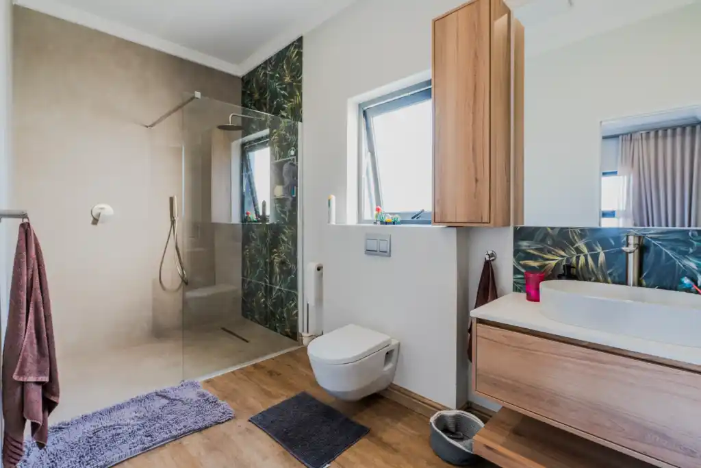 The home is beautifully decorated and exudes a feeling of warmth and comfort.