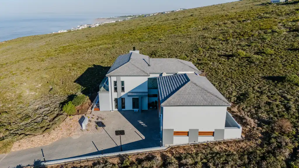 Drone photography of the property and surrounding area